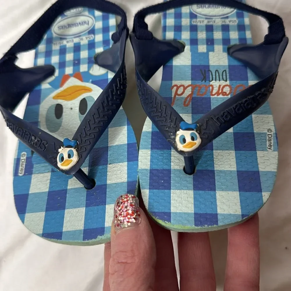 Havaianas Disney’s Donald Duck Flip Flops. child size 9C.